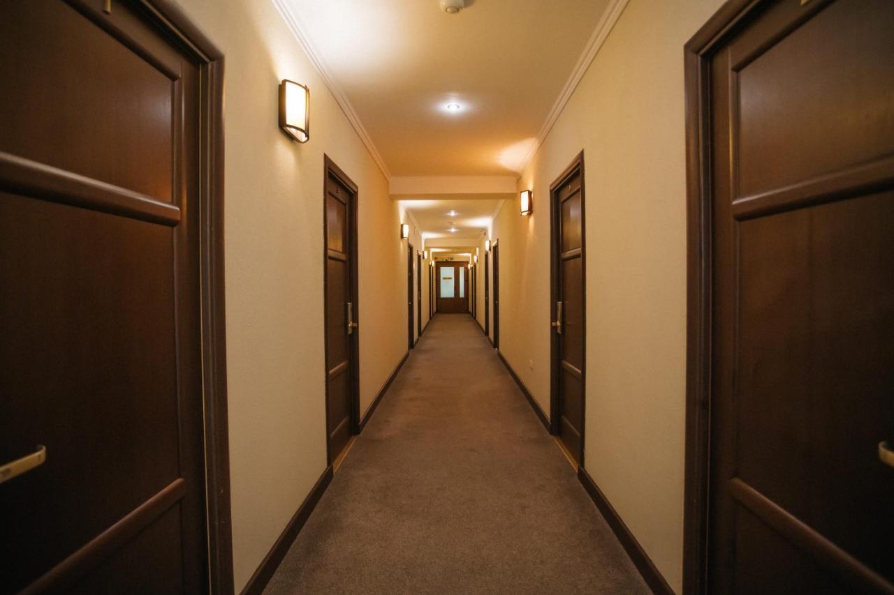 Rubel Aparthotel&Spa Γιαρέμτσε Εξωτερικό φωτογραφία